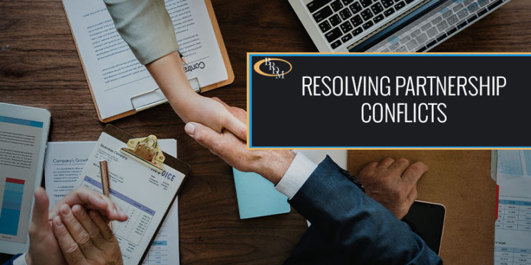 How a Business Litigation Lawyer Can Resolve Partnership Conflicts